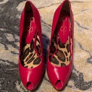 Gorgeous red patent pumps